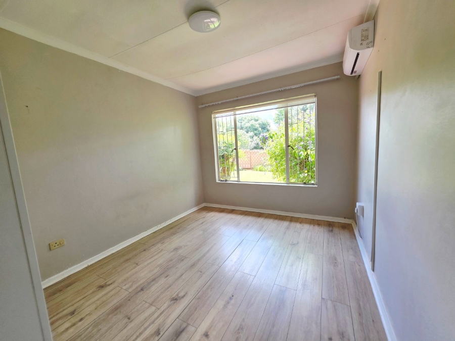 5 Bedroom Property for Sale in Pellissier Free State